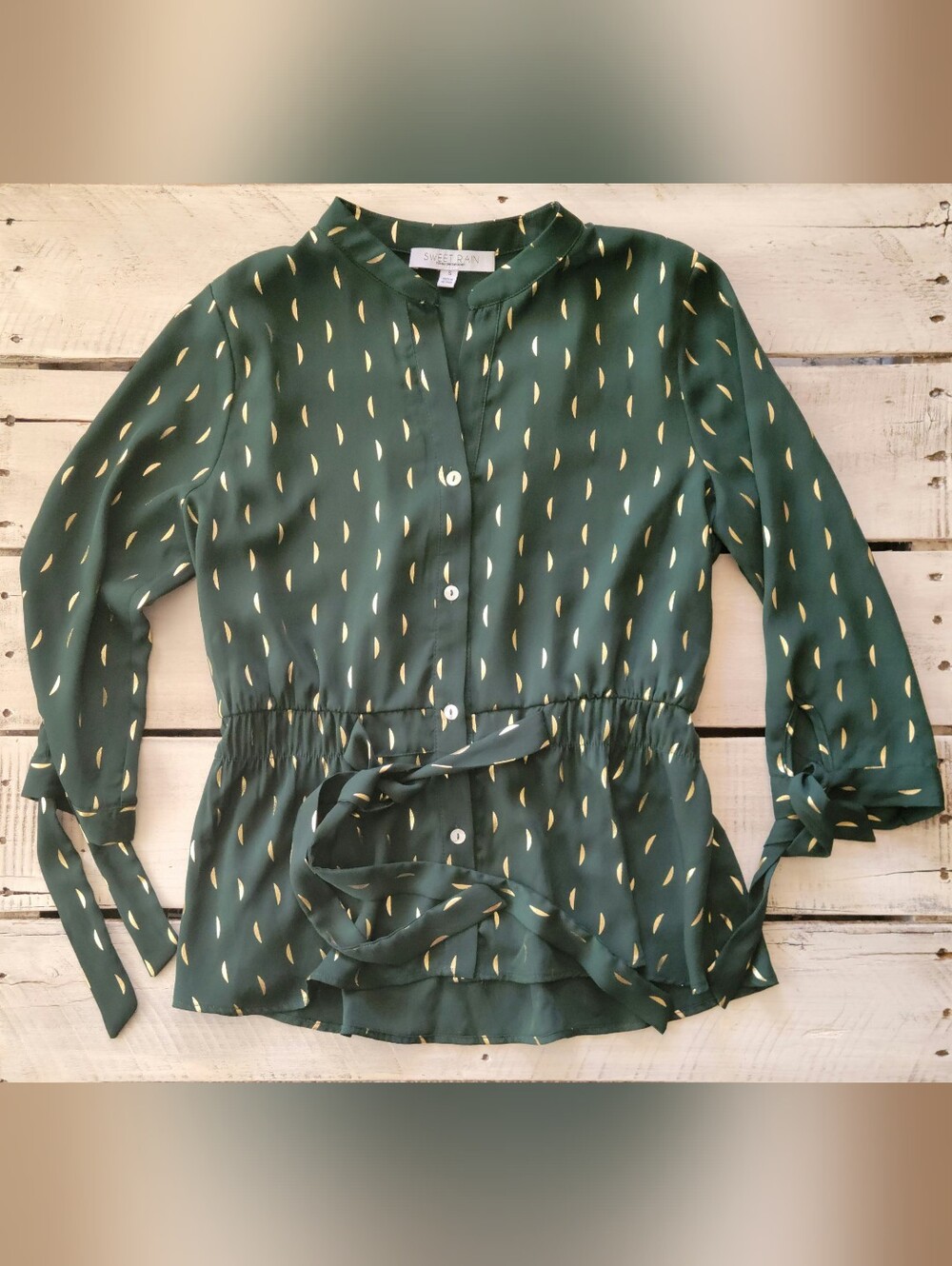 Sweet Rain Dark Green Button-Front Top w/ Gold Foil Print Design Sz Small